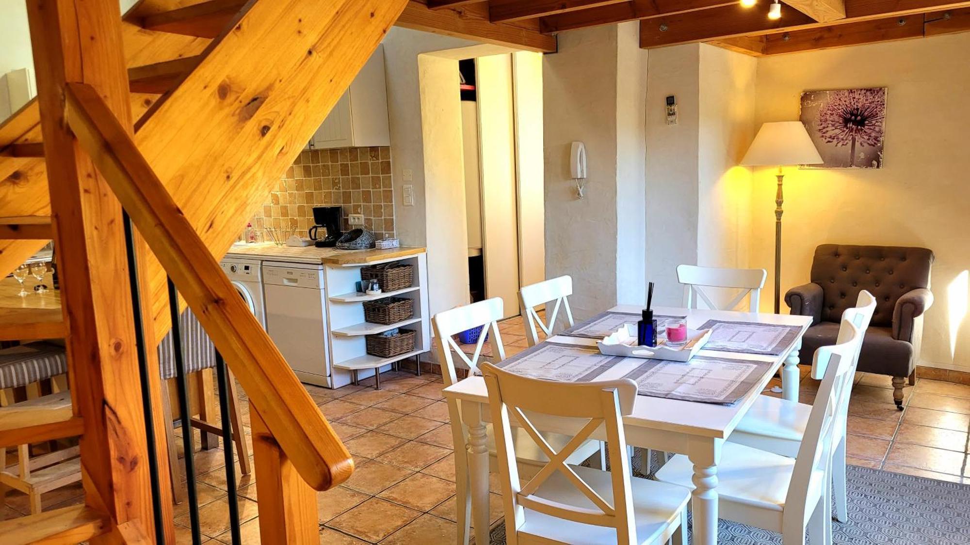 La Pascallane Uzes Luaran gambar