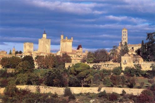 La Pascallane Uzes Luaran gambar
